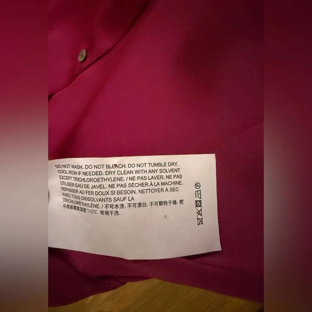 Theory Satin Perfect Fitted Shirt - Picture 8 of 8